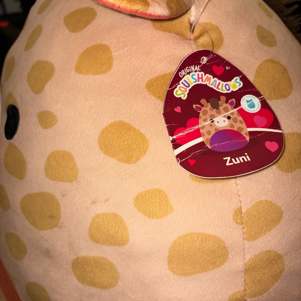 Cute Giraffe Squishmallow - Picture 3 of 7